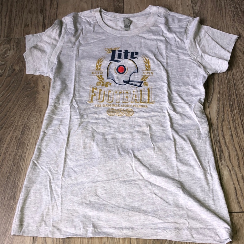 Bud light T-shirt never worn